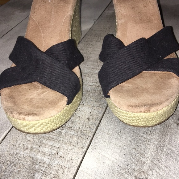 TOM’s Strappy Wedges - Picture 9 of 10